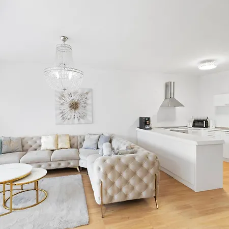 Puma V Centre Piestan Piest'any